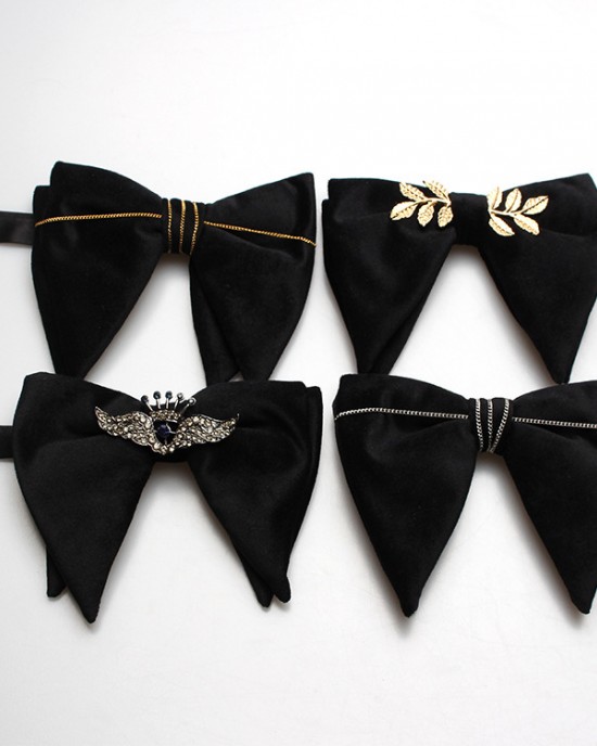 New autumn and winter styles for groomsmen and groomsmen wedding photo shoots, personalized large velvet ox-horn-embellished "happiness" bow ties, wholesale.