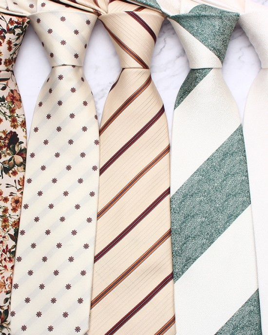 Polyester cashew flower classic men's 8cm tie, men's khaki business casual wedding dinner tie.