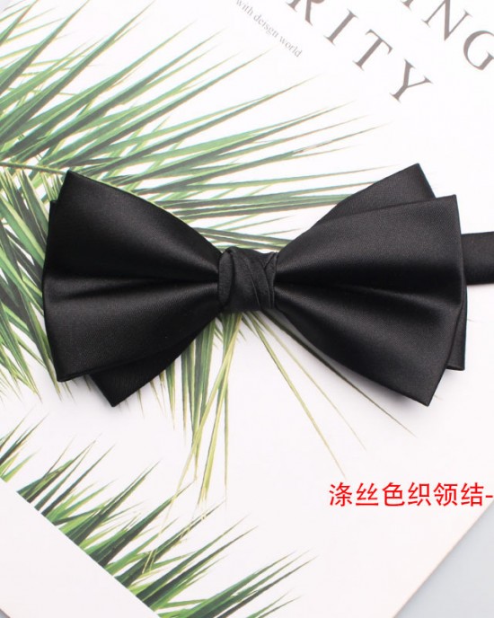 2025 Spring/Summer new solid-color black men's groom and groomsmen wedding bow ties, factory-in-stock wholesale. 2025 Spring/Summer new solid-color black men's groom and groomsmen wedding bow ties, factory-in-stock wholesale.