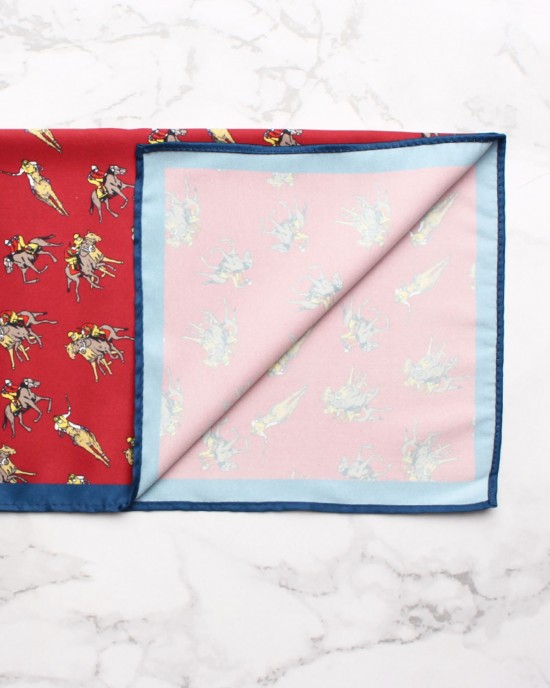 Various styles of polyester printed square handkerchiefs for casual suits and banquets. Shirt chest towels, handkerchiefs, and small squares in stock for wholesale. Various styles of polyester printed square handkerchiefs for casual suits and banquets. Shirt chest towels, handkerchiefs, and small squares in stock for wholesale.