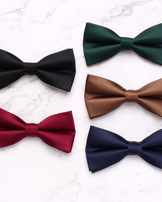 In stock solid-color bow ties for men, grooms, wedding suits, and photoshoots. Fashionable Korean-style bow tie accessories wholesale. In stock solid-color bow ties for men, grooms, wedding suits, and photoshoots. Fashionable Korean-style bow tie accessories wholesale.