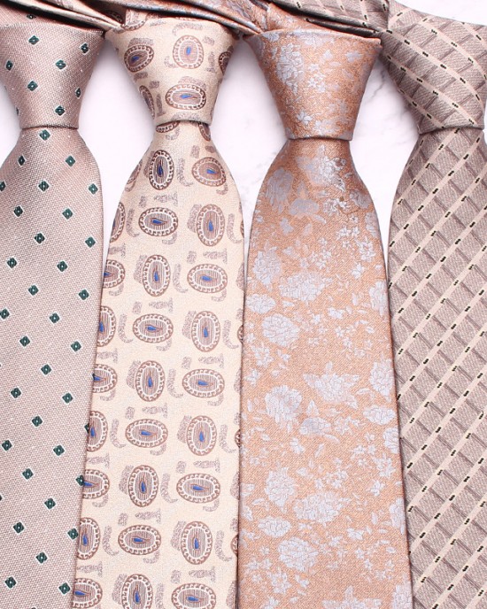 Polyester cashew flower classic men's 8cm tie, men's khaki business casual wedding dinner tie.